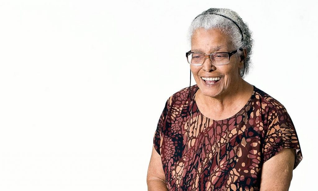 Ruth Guimarães, autora de Contos Negros e Contos Índios